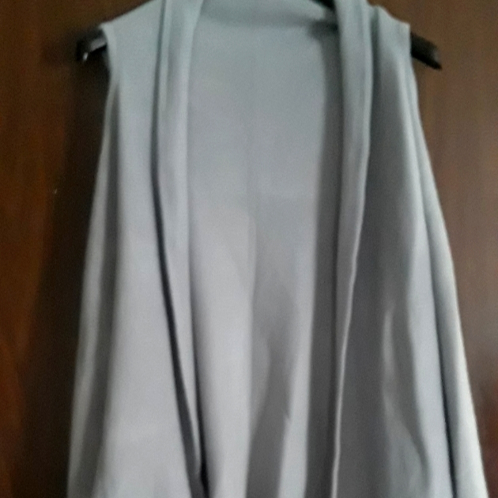 Sleeveless sweater